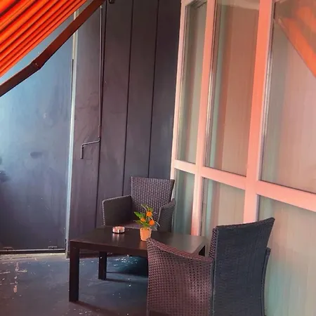 Cuss Luxury - City, Balkon, Sauna & Pool Apartmán *