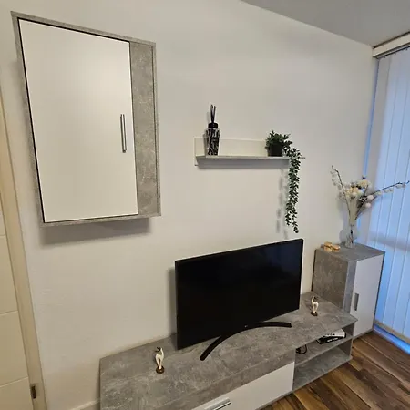 Apartmán Cuss Luxury - City, Balkon, Sauna & Pool