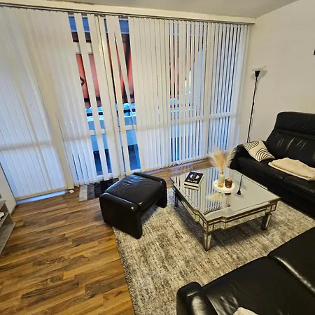 Cuss Luxury - City, Balkon, Sauna & Pool