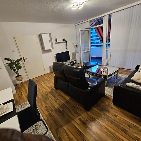 Apartmán Cuss Luxury - City, Balkon, Sauna & Pool *