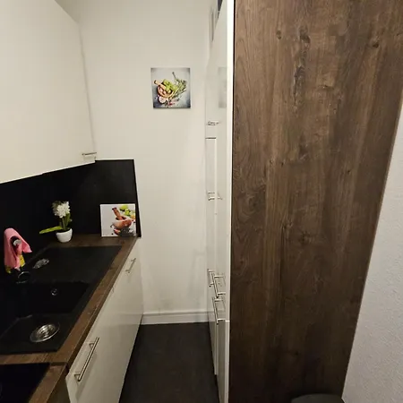 Cuss Luxury - City, Balkon, Sauna & Pool Apartmán